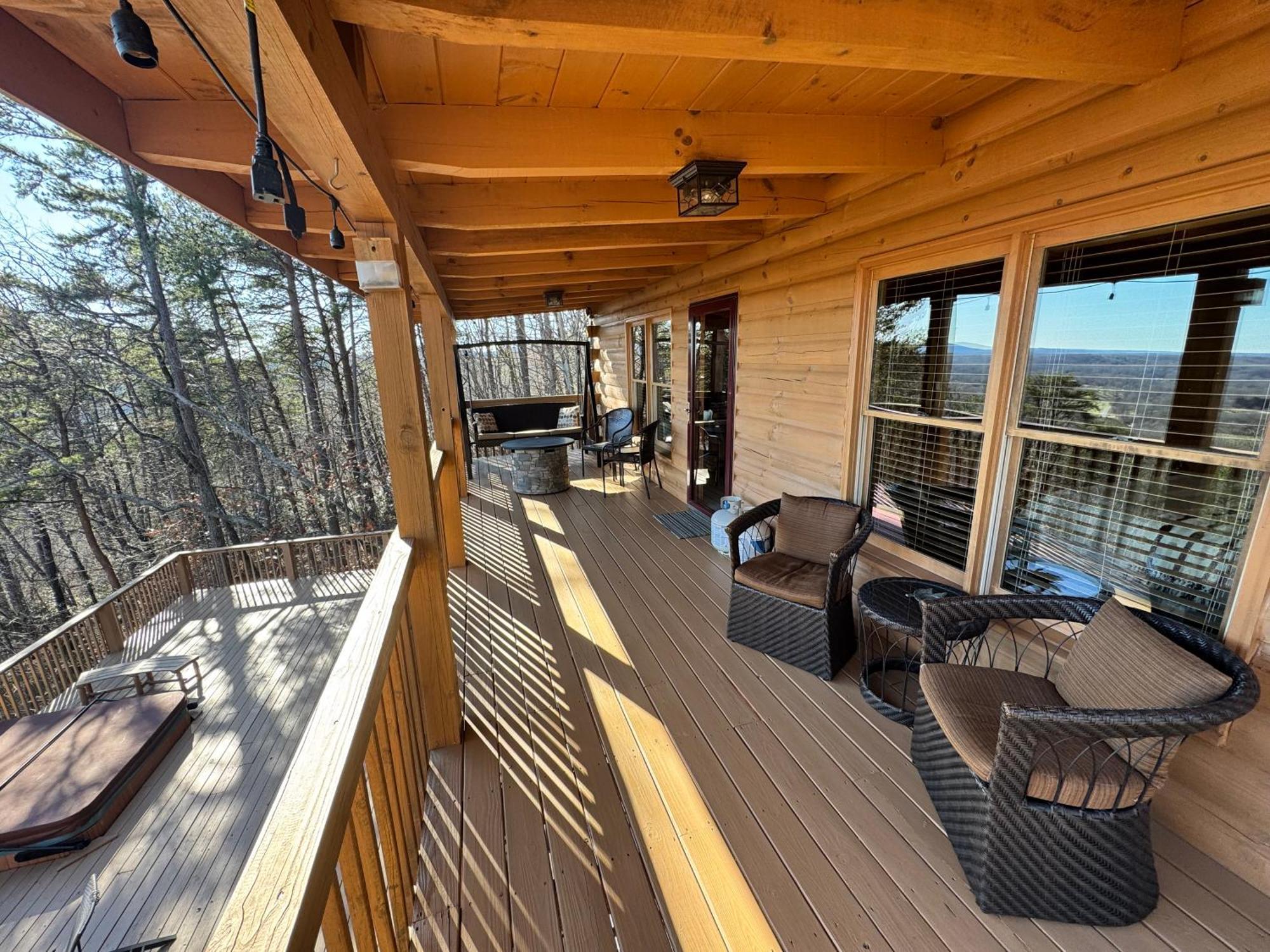 Above And Beyond, With Massive Views Near Helen Hébergement de vacances Cleveland
